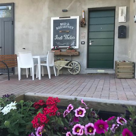Bed & Breakfast Indi Thelar Villa Guardia Esterno foto