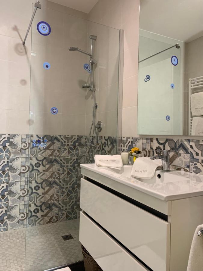 Bed & Breakfast Indi Thelar Villa Guardia Esterno foto