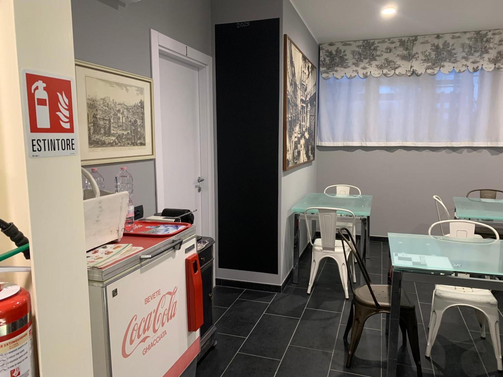 Bed & Breakfast Indi Thelar Villa Guardia Esterno foto